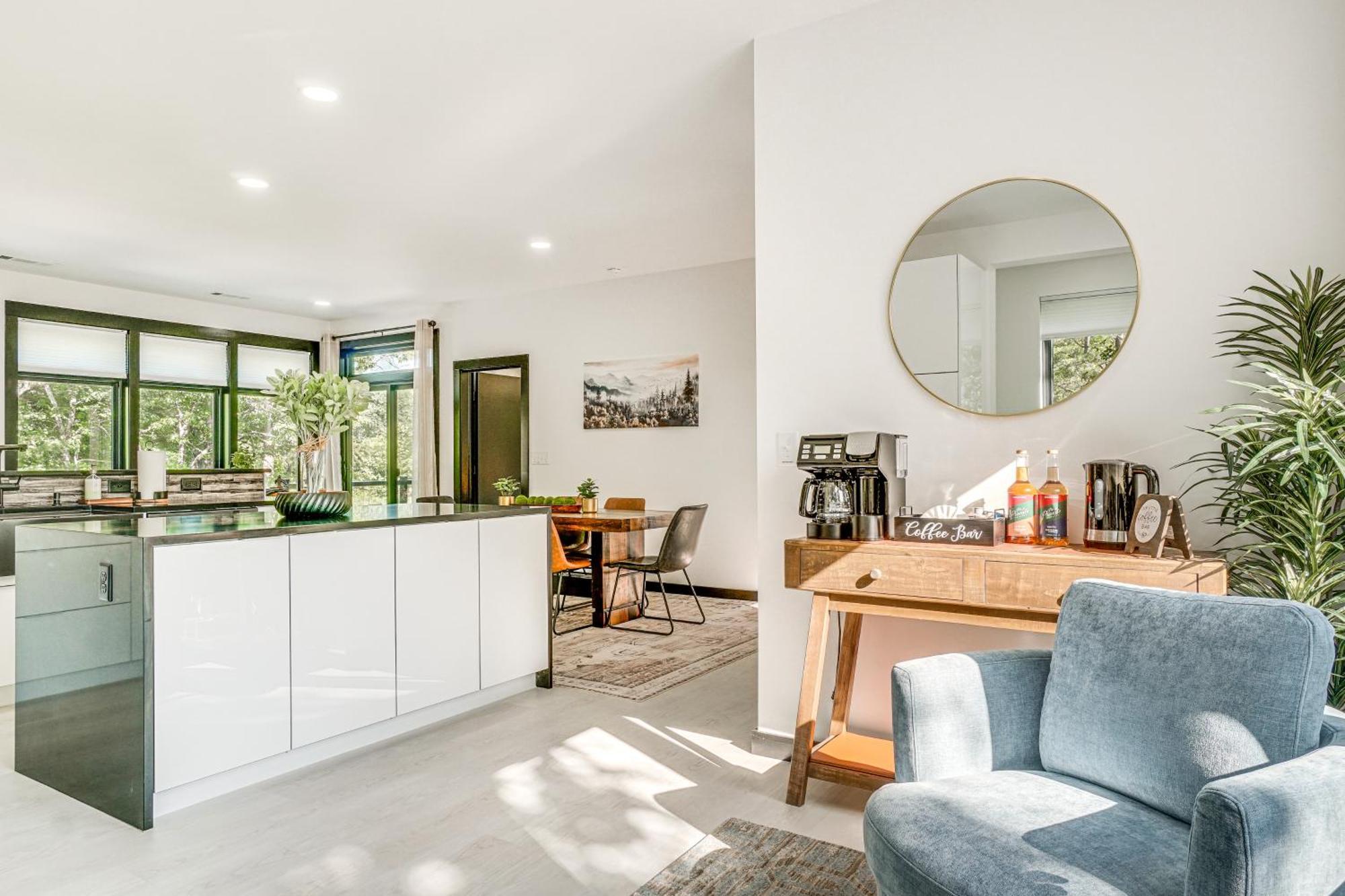 Luxury Modern Home On Golf Course With Game Room! Helen Luaran gambar